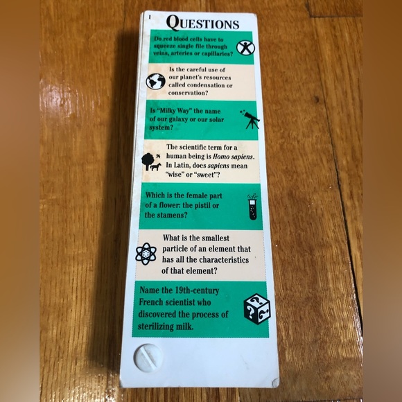 BRAIN QUEST: Be a Know-It-All SCIENCE - Picture 2 of 3